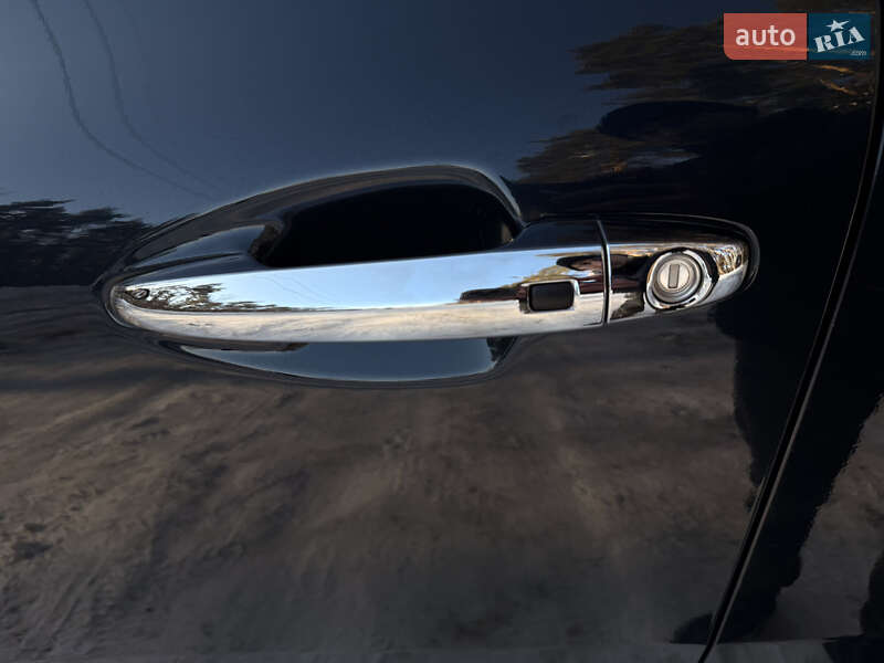 Внедорожник / Кроссовер Kia Niro 2020 в Львове