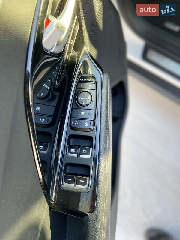 Внедорожник / Кроссовер Kia Niro 2019 в Ровно фото 21 Внедорожник / Кроссовер Kia Niro 2019 в Ровно