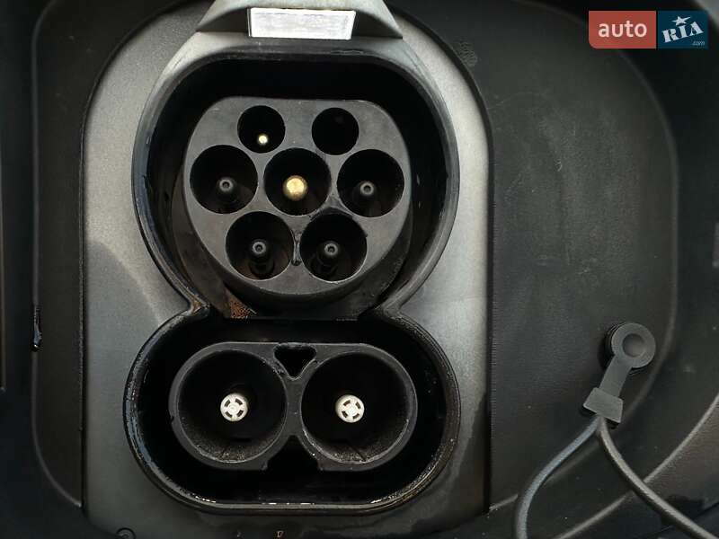 Позашляховик / Кросовер Kia Niro 2020 в Львові