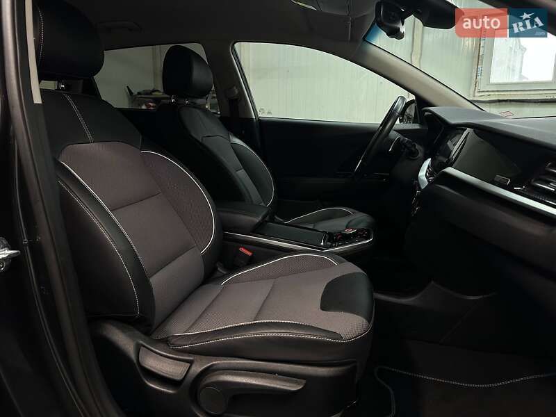 Внедорожник / Кроссовер Kia Niro 2021 в Львове