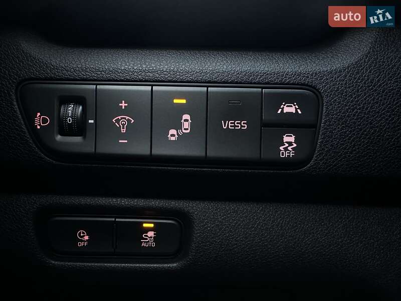 Внедорожник / Кроссовер Kia Niro 2020 в Львове