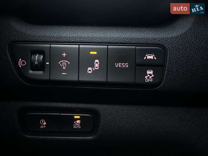 Внедорожник / Кроссовер Kia Niro 2020 в Львове