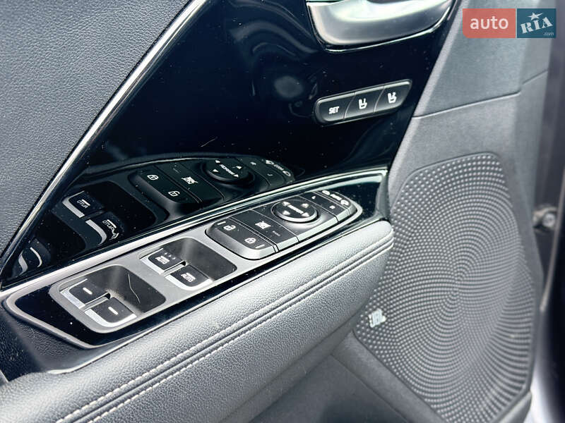 Внедорожник / Кроссовер Kia Niro 2020 в Днепре фото 15 Внедорожник / Кроссовер Kia Niro 2020 в Днепре