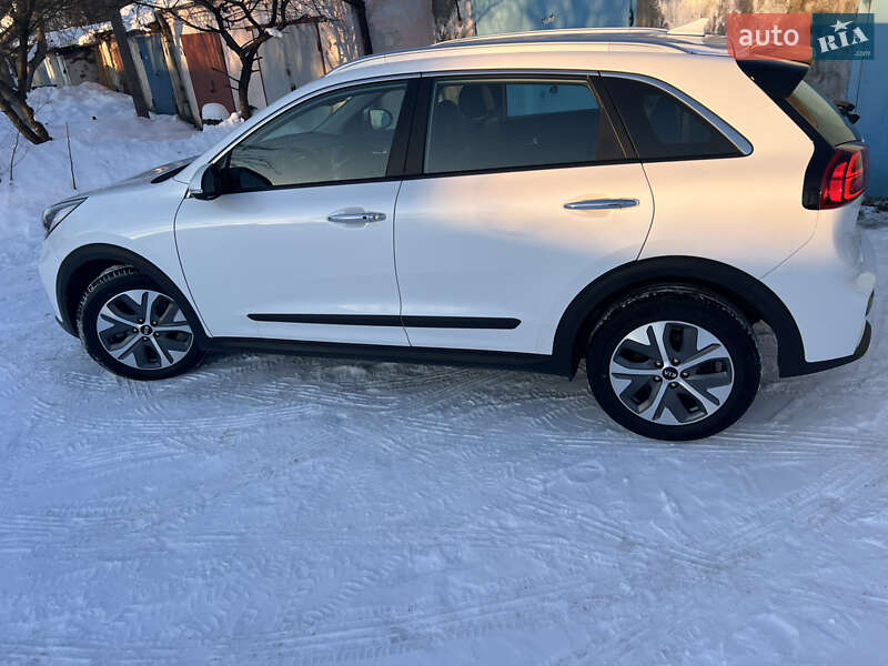 Внедорожник / Кроссовер Kia Niro 2020 в Бродах