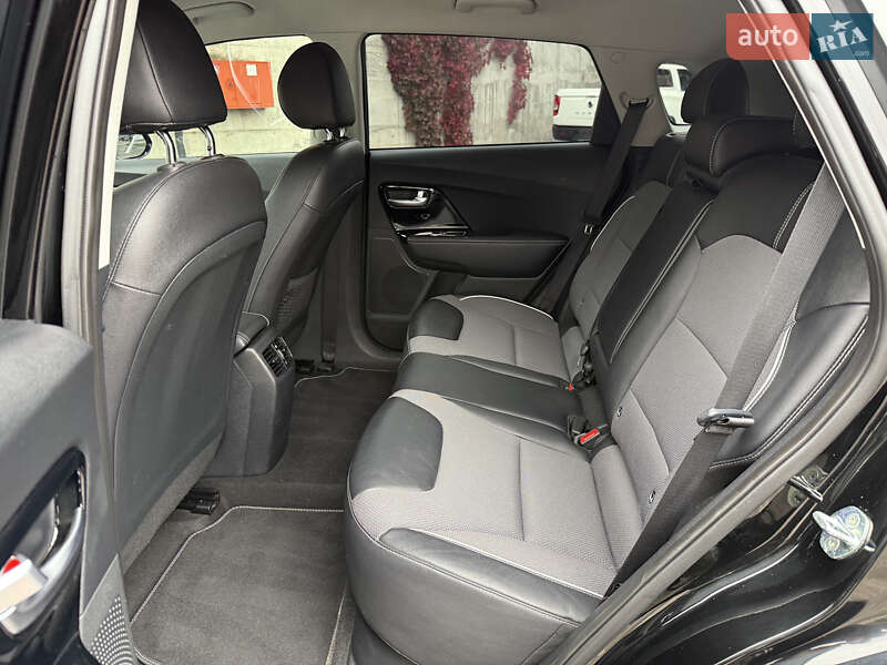 Внедорожник / Кроссовер Kia Niro 2022 в Ровно фото 47 Внедорожник / Кроссовер Kia Niro 2022 в Ровно