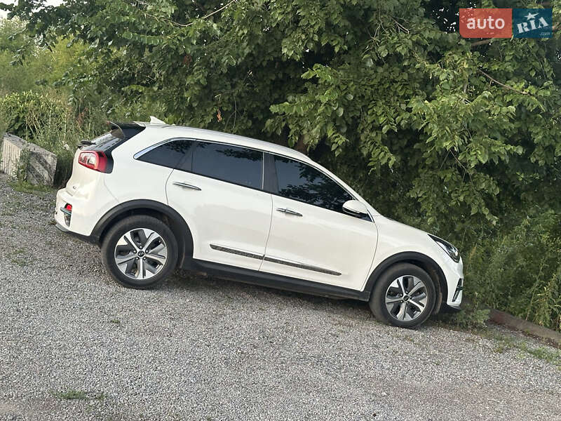 Внедорожник / Кроссовер Kia Niro 2019 в Виннице фото 7 Внедорожник / Кроссовер Kia Niro 2019 в Виннице