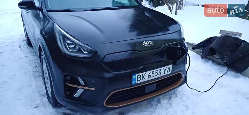 Внедорожник / Кроссовер Kia Niro 2018 в Ровно фото 14 Внедорожник / Кроссовер Kia Niro 2018 в Ровно
