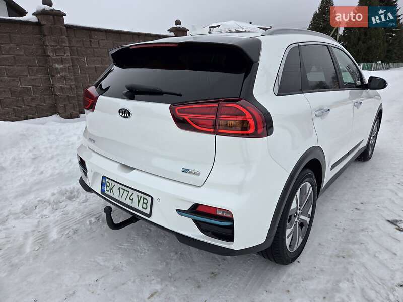 Внедорожник / Кроссовер Kia Niro 2020 в Дубно