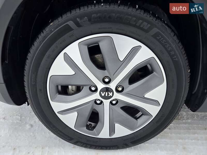 Внедорожник / Кроссовер Kia Niro 2020 в Дубно