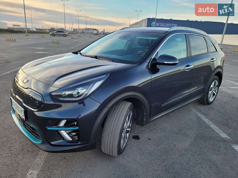 Позашляховик / Кросовер Kia Niro 2020 в Львові