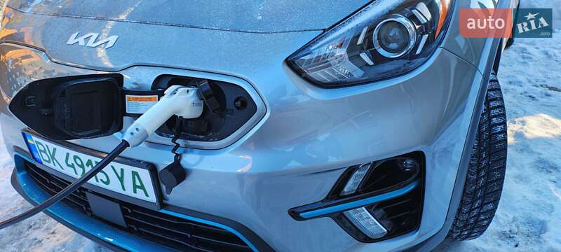 Внедорожник / Кроссовер Kia Niro 2022 в Ровно