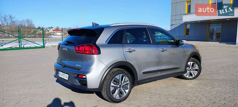 Внедорожник / Кроссовер Kia Niro 2022 в Ровно