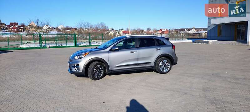 Внедорожник / Кроссовер Kia Niro 2022 в Ровно