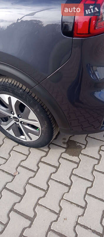 Внедорожник / Кроссовер Kia Niro 2019 в Дрогобыче