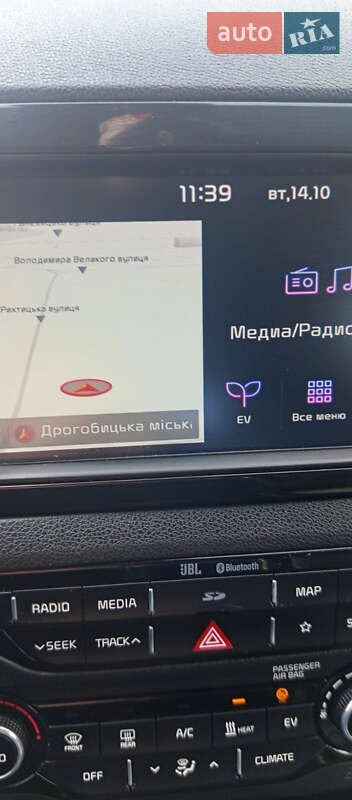 Внедорожник / Кроссовер Kia Niro 2019 в Дрогобыче