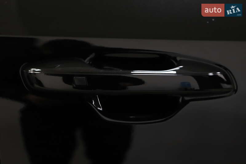 Внедорожник / Кроссовер Kia Niro 2024 в Дрогобыче