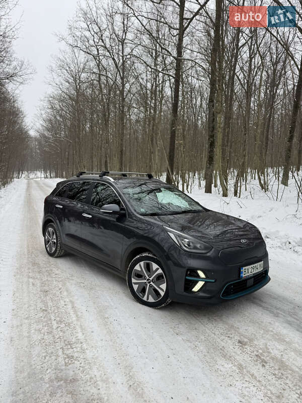 Внедорожник / Кроссовер Kia Niro 2019 в Каменец-Подольском