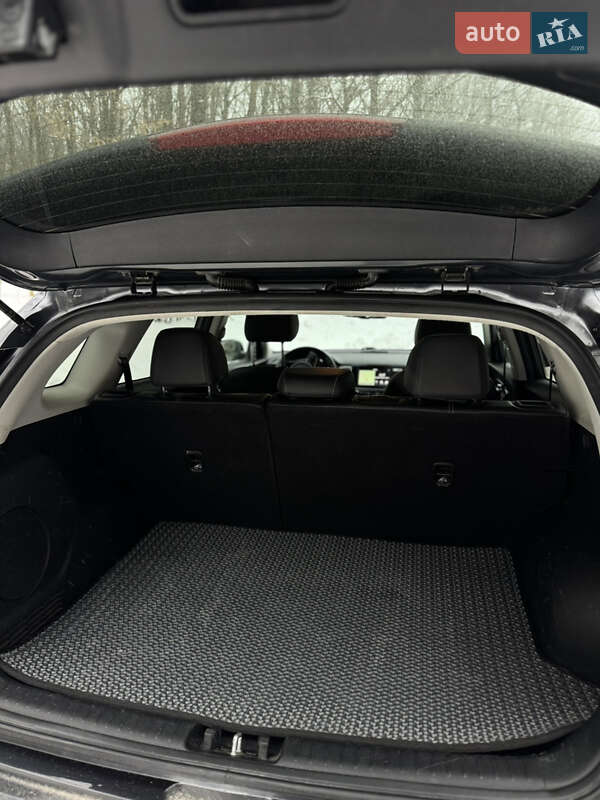 Внедорожник / Кроссовер Kia Niro 2019 в Каменец-Подольском