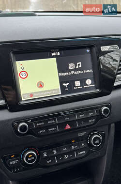 Внедорожник / Кроссовер Kia Niro 2019 в Каменец-Подольском