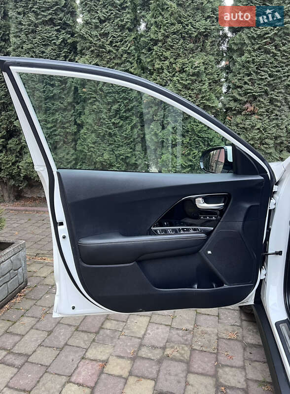 Позашляховик / Кросовер Kia Niro 2020 в Тернополі