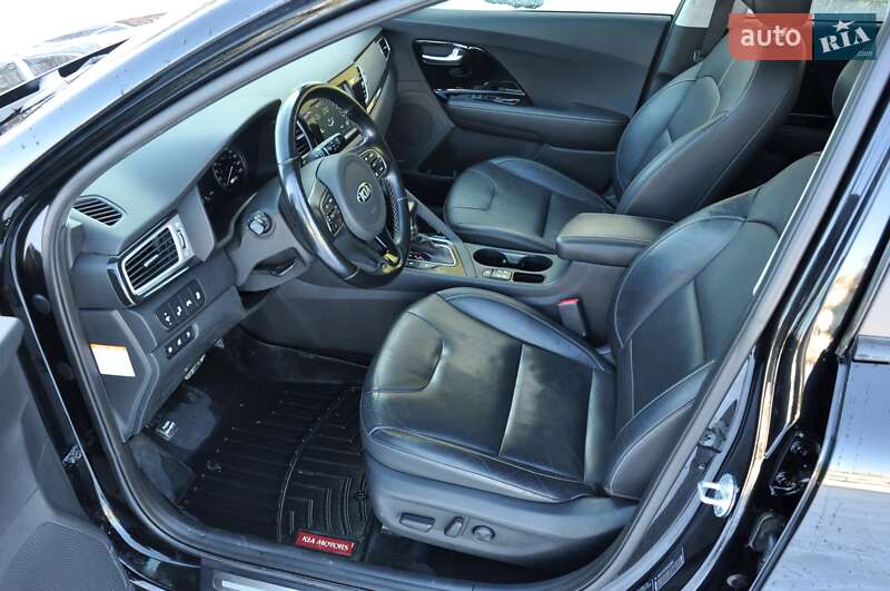 Внедорожник / Кроссовер Kia Niro 2019 в Львове фото 17 Внедорожник / Кроссовер Kia Niro 2019 в Львове