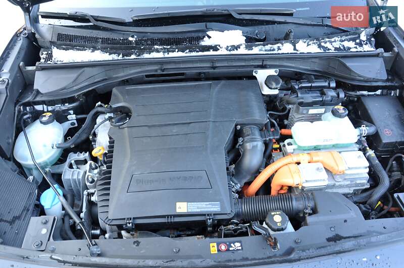 Внедорожник / Кроссовер Kia Niro 2019 в Львове фото 40 Внедорожник / Кроссовер Kia Niro 2019 в Львове