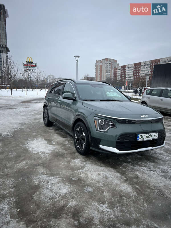 Внедорожник / Кроссовер Kia Niro 2023 в Львове