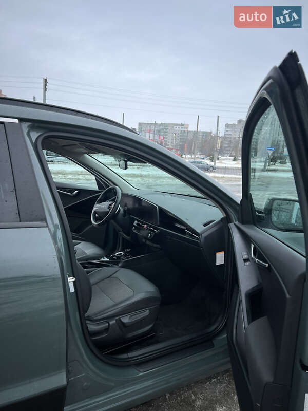 Внедорожник / Кроссовер Kia Niro 2023 в Львове