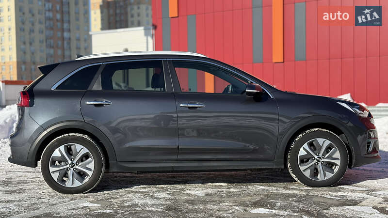 Внедорожник / Кроссовер Kia Niro 2019 в Киеве