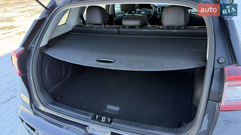 Внедорожник / Кроссовер Kia Niro 2019 в Киеве