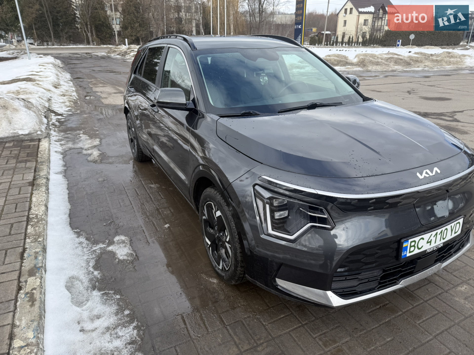 2023 Kia Niro - фото 1