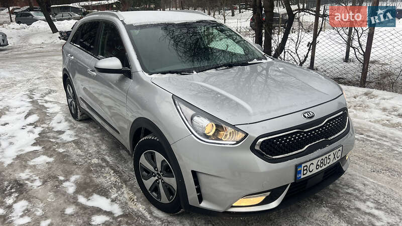 Позашляховик / Кросовер Kia Niro 2019 в Львові фото 3 Позашляховик / Кросовер Kia Niro 2019 в Львові