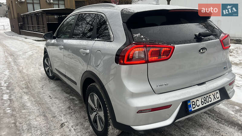 Позашляховик / Кросовер Kia Niro 2019 в Львові фото 9 Позашляховик / Кросовер Kia Niro 2019 в Львові