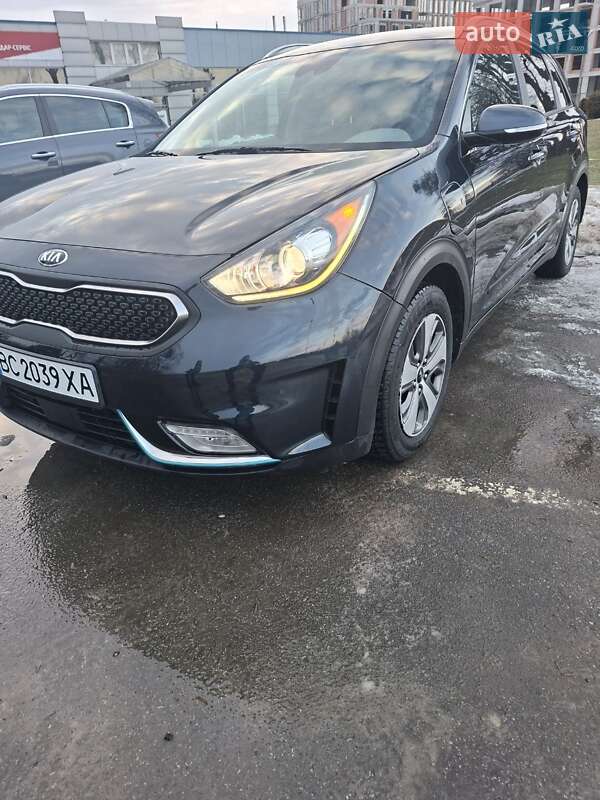 Внедорожник / Кроссовер Kia Niro 2019 в Львове фото 2 Внедорожник / Кроссовер Kia Niro 2019 в Львове