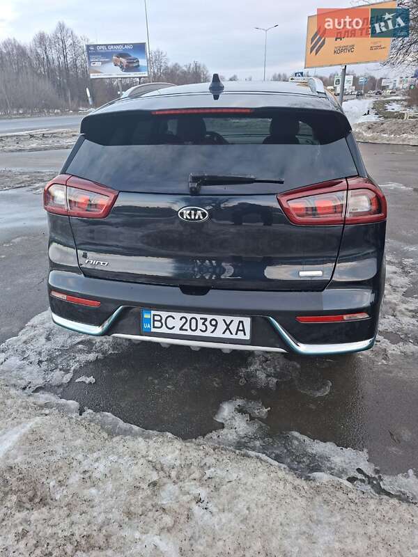 Внедорожник / Кроссовер Kia Niro 2019 в Львове фото 9 Внедорожник / Кроссовер Kia Niro 2019 в Львове