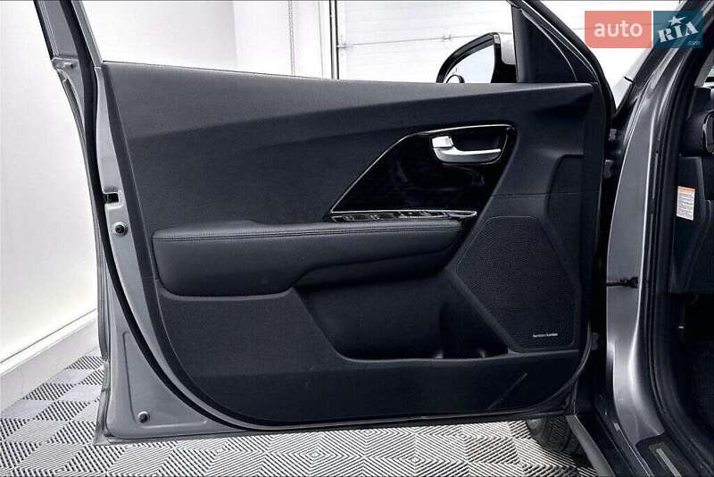 Внедорожник / Кроссовер Kia Niro 2021 в Львове фото 6 Внедорожник / Кроссовер Kia Niro 2021 в Львове