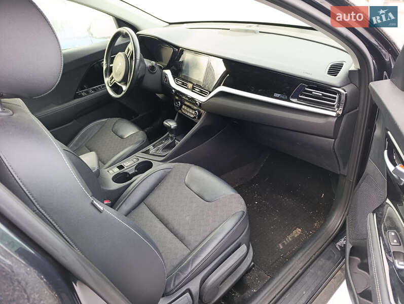 Позашляховик / Кросовер Kia Niro 2022 в Львові