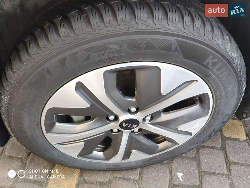 Внедорожник / Кроссовер Kia Niro 2019 в Львове