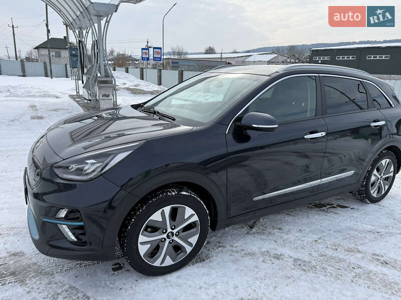 Внедорожник / Кроссовер Kia Niro 2018 в Бережанах фото 6 Внедорожник / Кроссовер Kia Niro 2018 в Бережанах