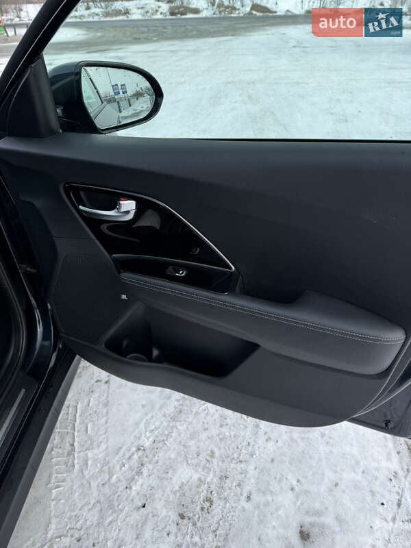 Внедорожник / Кроссовер Kia Niro 2018 в Бережанах фото 39 Внедорожник / Кроссовер Kia Niro 2018 в Бережанах