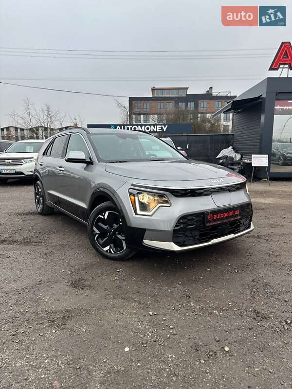 Внедорожник / Кроссовер Kia Niro 2024 в Белогородке