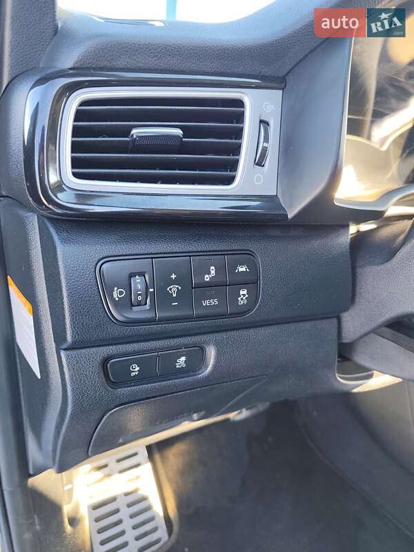 Позашляховик / Кросовер Kia Niro 2019 в Сумах