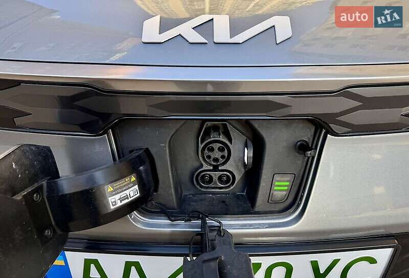 Позашляховик / Кросовер Kia Niro 2023 в Хмельницькому