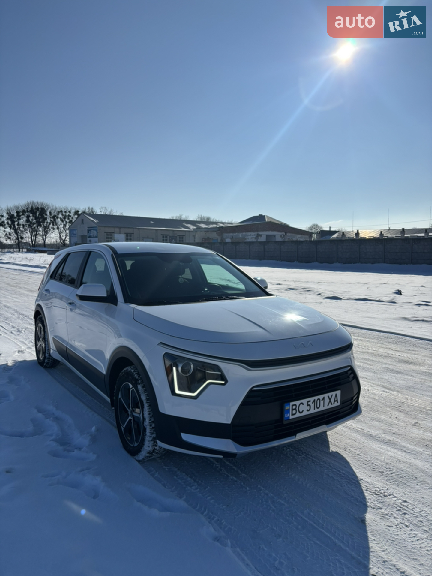 2023 Kia Niro - фото 1