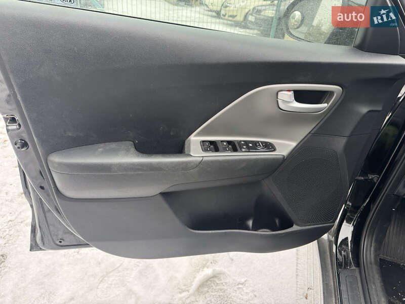 Внедорожник / Кроссовер Kia Niro 2018 в Хмельницком фото 10 Внедорожник / Кроссовер Kia Niro 2018 в Хмельницком