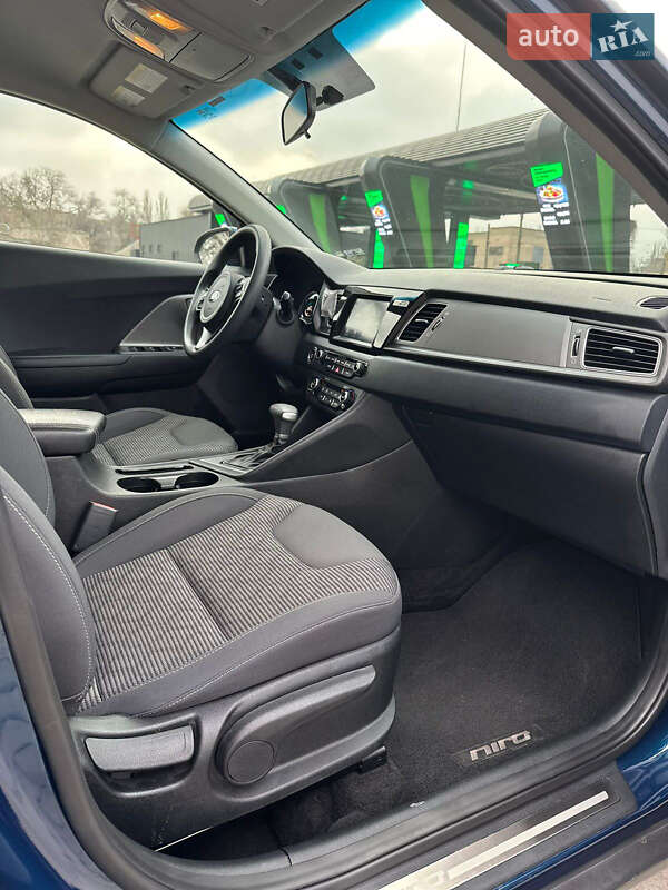 Внедорожник / Кроссовер Kia Niro 2018 в Одессе фото 32 Внедорожник / Кроссовер Kia Niro 2018 в Одессе