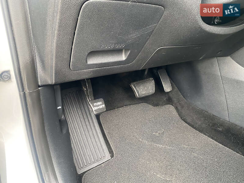 Внедорожник / Кроссовер Kia Niro 2018 в Трускавце фото 24 Внедорожник / Кроссовер Kia Niro 2018 в Трускавце