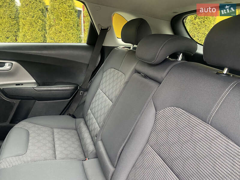 Внедорожник / Кроссовер Kia Niro 2018 в Трускавце фото 34 Внедорожник / Кроссовер Kia Niro 2018 в Трускавце