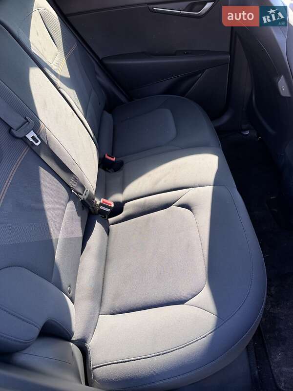 Внедорожник / Кроссовер Kia Niro 2023 в Калуше фото 11 Внедорожник / Кроссовер Kia Niro 2023 в Калуше