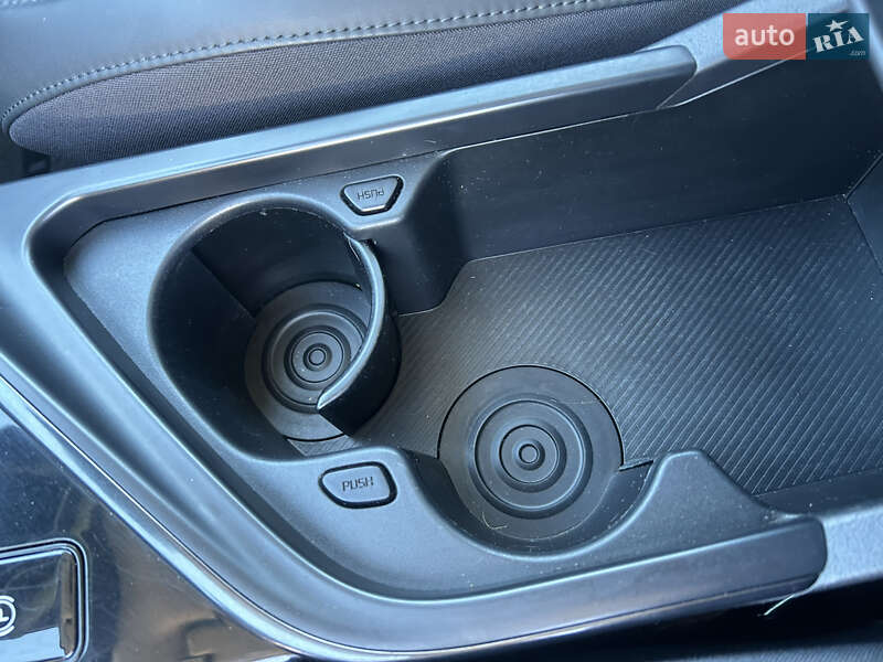 Позашляховик / Кросовер Kia Niro 2023 в Харкові